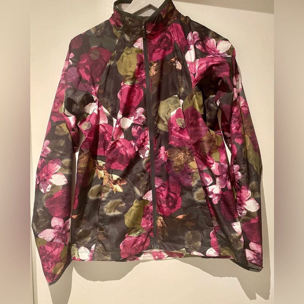 Woman’s North Face Run Jacket